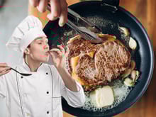 Com quantos anos você descobriu que esse é o jeito certo de fritar bife na frigideira?