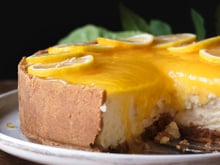 Não ligue o forno: a torta de limão preguiçosa que fica pronta rapidinho perfeita para fazer neste calorzão!