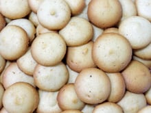 Bolinho ou biscoito? Tareco é o substituto do pão ideal para o café de manhã ou lanche. Veja como fazer!