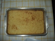 Bolo de madioca com leite condensado