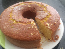 Bolo de fubá com laranja de liquidificador do TudoGostoso: receita perfeita para acompanhar um cafezinho!