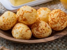 Pão de queijo sem glúten, sem grãos e sem açúcar 