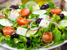 As 10 melhores receitas de salada que vão muito além da alface e viram prato principal