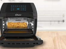 Black Friday antecipada: Fritadeira Oven Fryer Oster de 12 litros está 64% mais barata