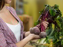 Descubra como plantar beterraba no vaso para sempre ter o legume fresco em casa