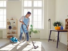 Mania de limpeza não faz tão bem quanto você pensa: cientistas explicam por que uma casa limpa demais pode ser prejudicial