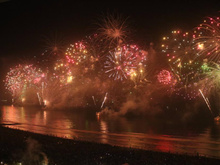 Réveillon em Santos/SP terá show de fogos com tecnologia da Disney e homenagem a Rita Lee; saiba todos os detalhes!