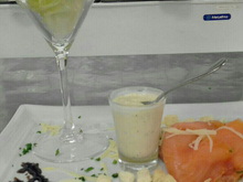 salada caesar de salmão