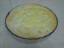 Batatas ao creme de queijo com souflé de claras