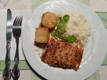 Salmão ao molho de maracujá