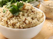 Quinoa é realmente uma boa fonte de proteína? A verdade sobre a composição do alimento e como aproveitá-lo ao máximo