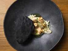 Sorvete noisette e alho negro