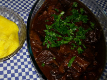 Carne de panela com cerveja preta