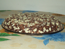 Torta gelada de chocolate e coco