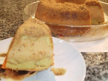 Bolo cremoso de milho e amendoim