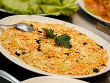 Esse é o acompanhamento de Natal que dá para fazer um dia antes que fica ainda mais gostoso: salpicão de frango simples e rápido