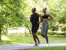 O conselho da ciência para queimar calorias durante a caminhada: não se trata apenas de percorrer uma longa distância de uma só vez