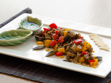 Antepasto delicioso de berinjela