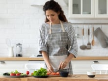 Saiba como conservar as folhagens na geladeira e manter a textura por mais tempo