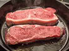 Como selar a carne e deixá-la saborosa e suculenta: confira