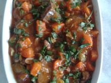 Língua de porco ao molho de cenoura
