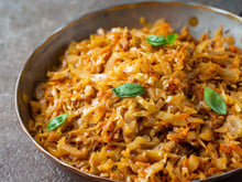 Repolho barbecue cremoso: serve para rechear lanches, hambúrgueres e até como acompanhamento