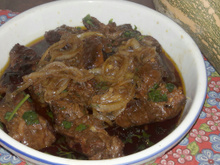 Bananinha ao molho de cebola caramelizada