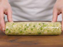 Do congelador para a panela: esse refogado congelado vai salvar a sua vida na cozinha!