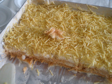 Torta gelada de frango com batata palha