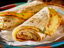 Aprendi essa crepioca recheada prática e saborosa e agora sempre faço para levar para o treino