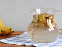 Bata casca de banana com água e bicarbonato: por que fazer e para que serve essa mistura (e como usar direitinho)