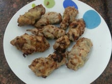 Almôndega frita com queijo