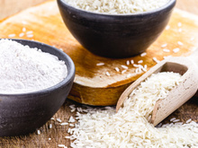 Sabia que dá para fazer farinha de arroz sem glúten em casa? Veja como e economize muito