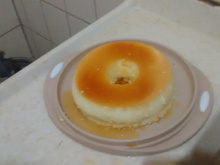 Pudim de leite condensado com coco ralado