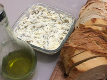 Pasta de ricota com azeitonas