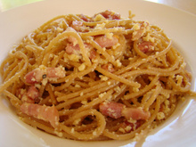 Macarrão à carbonara Dinamarquês