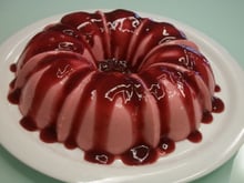 Pudim de morango com chocolate: receita completa