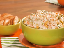 O patê de frango mais cremoso e suculento que você vai provar: receita com requeijão do TudoGostoso