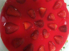 Torta de morango espelhada