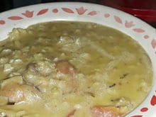 Sopa de couve com costela desfiada