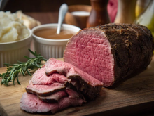 Pare de pagar caro no rosbife fatiado e aprenda a fazer agora com uma carne econômica e de um jeito delicioso