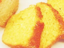 Bolo de mandioca e mel