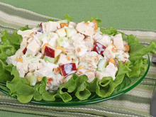 Salada de frango defumado