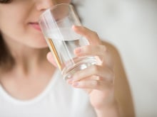 3 situações em que não devemos beber água