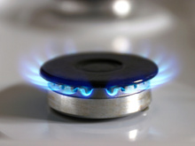 Descobri como fazer o gás durar mais no inverno sem abrir mão de uma comida quentinha