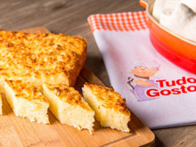 Bolo de aipim de liquidificador: surpreenda-se com essa receita