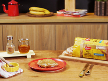 Pão com banana e queijo