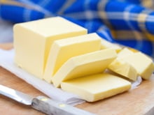 Manteiga: deve-se ou não mantê-la na geladeira?