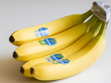 O mistério por trás dos adesivos nas frutas e legumes é intrigante