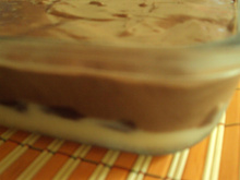 Torta gelada de waffer coberta com chocolate